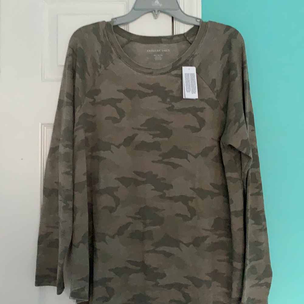 BRAND NEW american eagle camo long sleeve